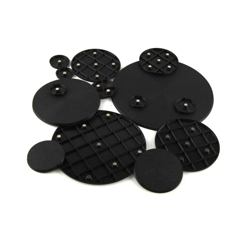 Postawki do figurek z miejscem na magnesy