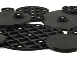 Postawki do figurek z miejscem na magnesy